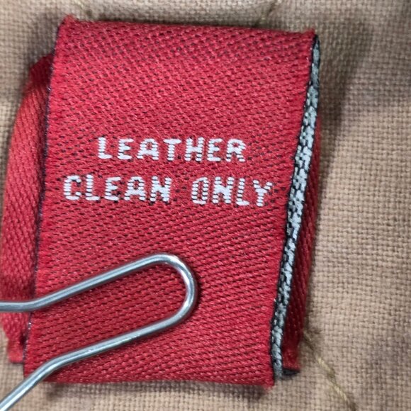 Womens Valerie Stevens Quilted Tan Leather Vest Full Zip Polyester Fill Size S - Picture 8 of 8